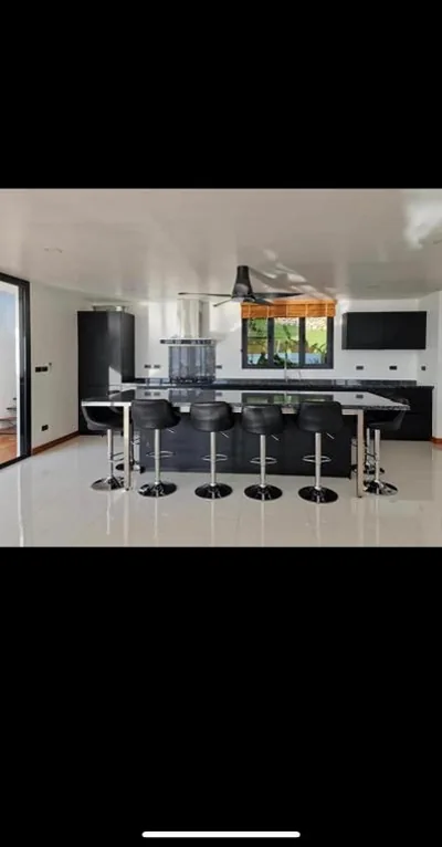 Luxury 5 bedroom villa Infinity pool Sea view – Fotos 15